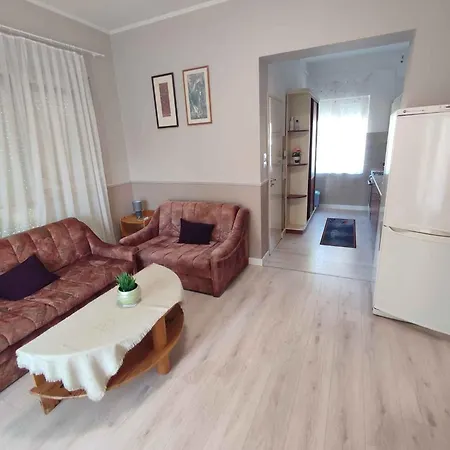 In - Balaton 53224 Apartamento Siófok